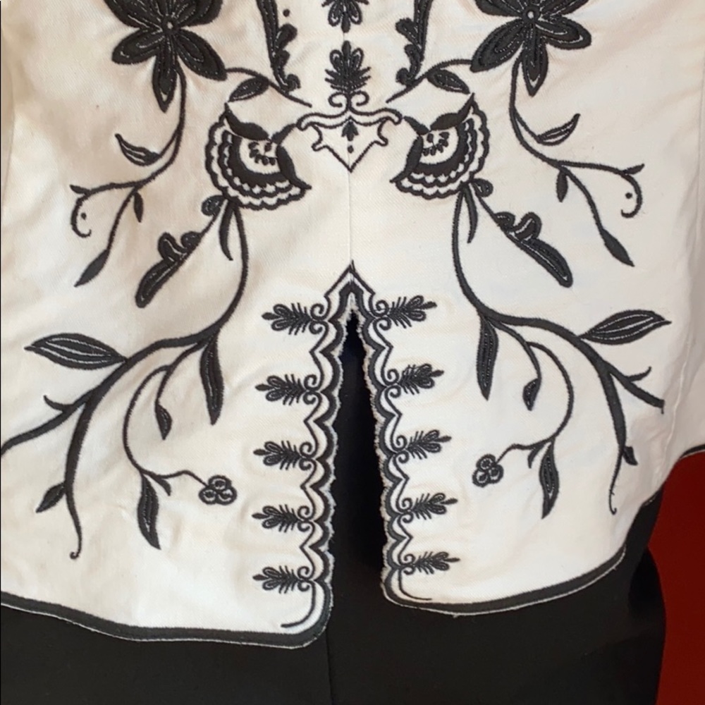 White Grace Elements Embroidered Jacket - image 5